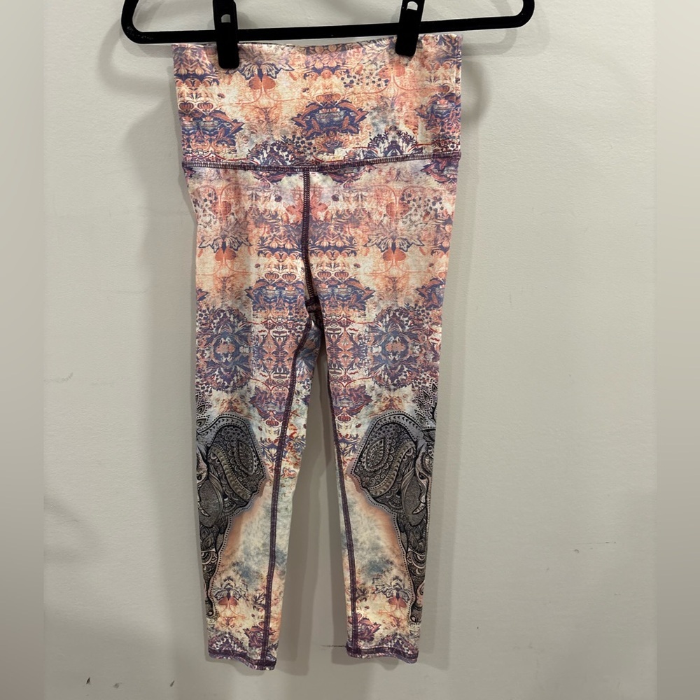 Evolution and Creation Yoga Leggings